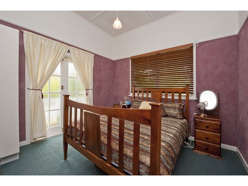 15 Main Road, Hepburn Springs VIC 3461