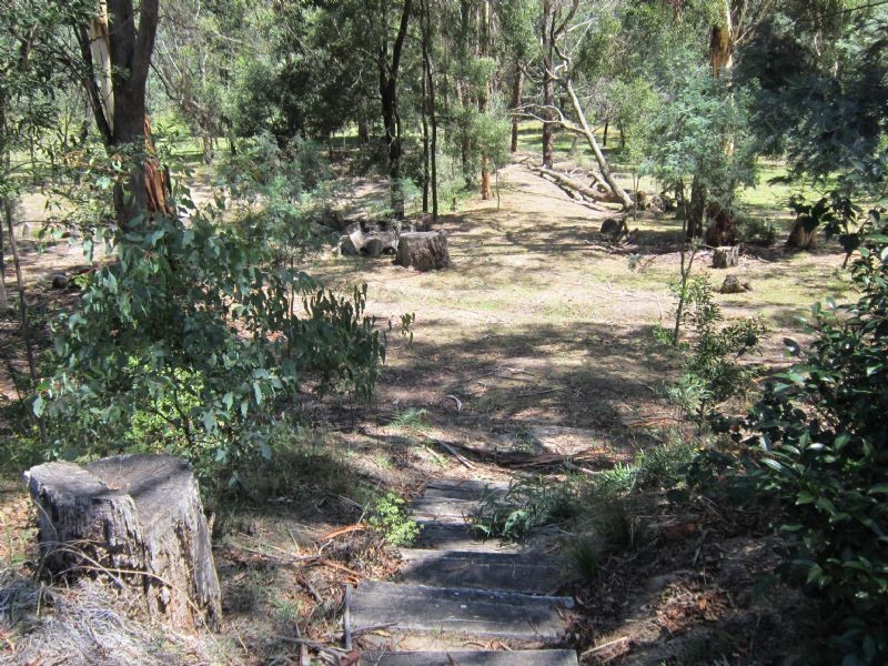 90 Whitegum Drive, Wheatsheaf VIC 3461