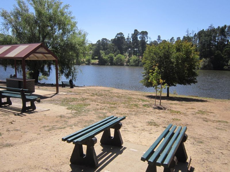 7 Leggatt Street, Daylesford VIC 3460