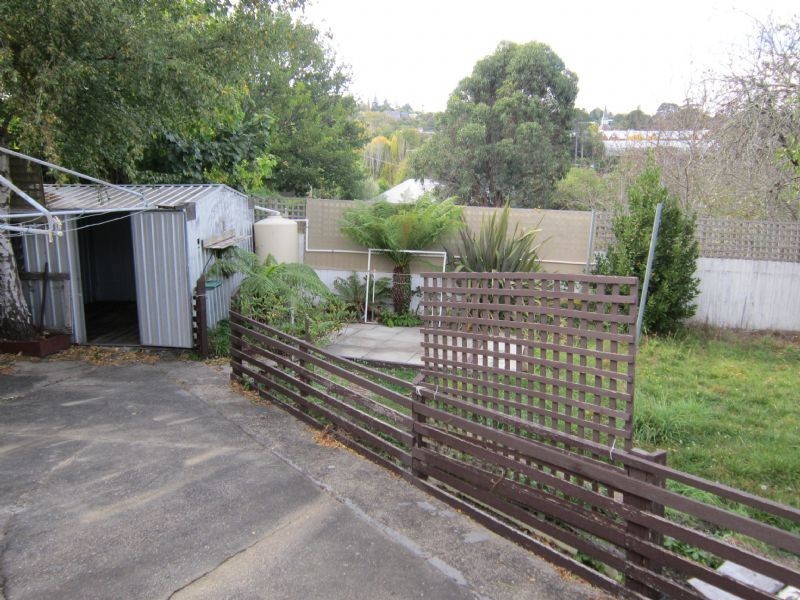 87 West Street, Daylesford VIC 3460