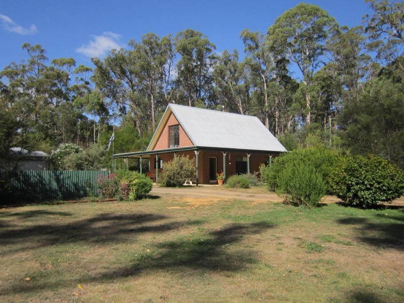 45 Whitegum Drive, Wheatsheaf VIC 3461