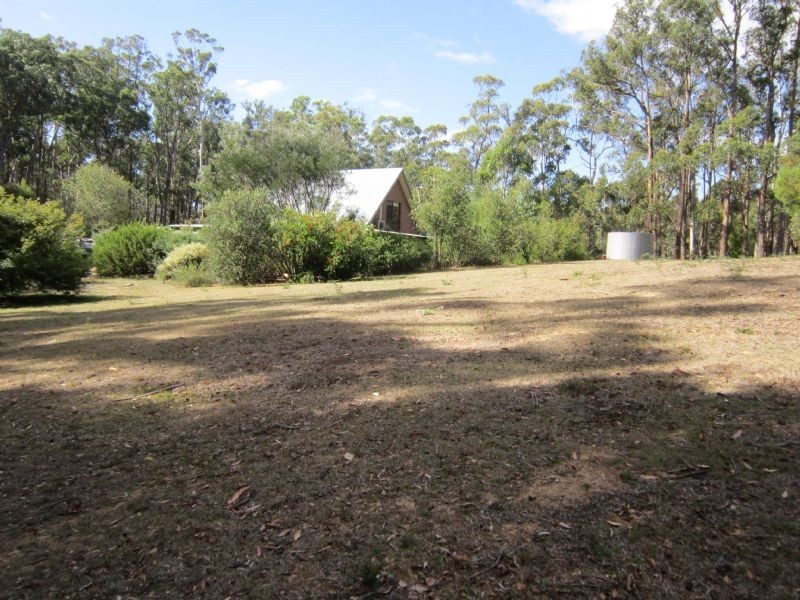 45 Whitegum Drive, Wheatsheaf VIC 3461