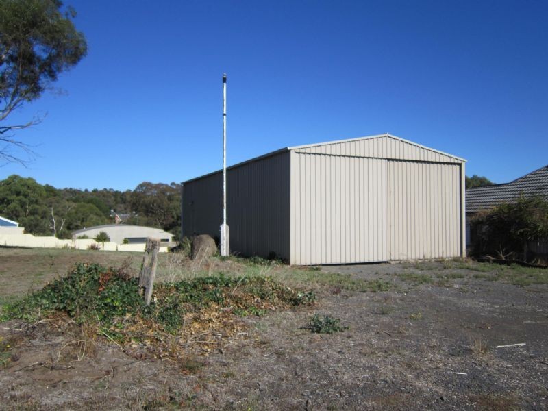 8 McKinnon Street, Hepburn Springs VIC 3461