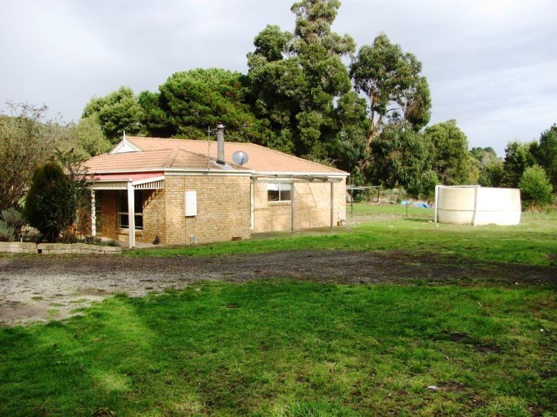 7 Basalt Road, Eganstown VIC 3461
