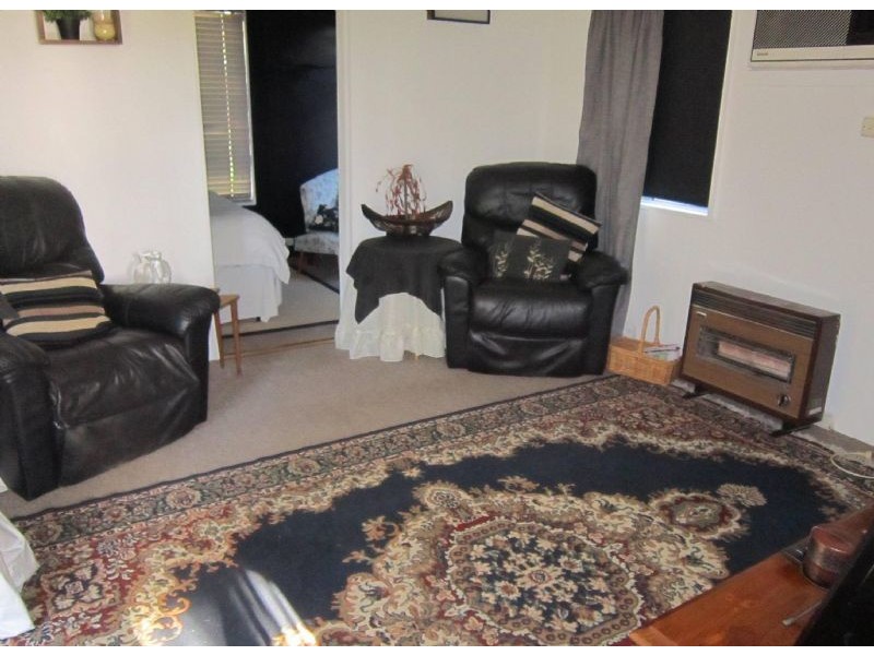 18 Wynvale Rise, Hepburn VIC 3461