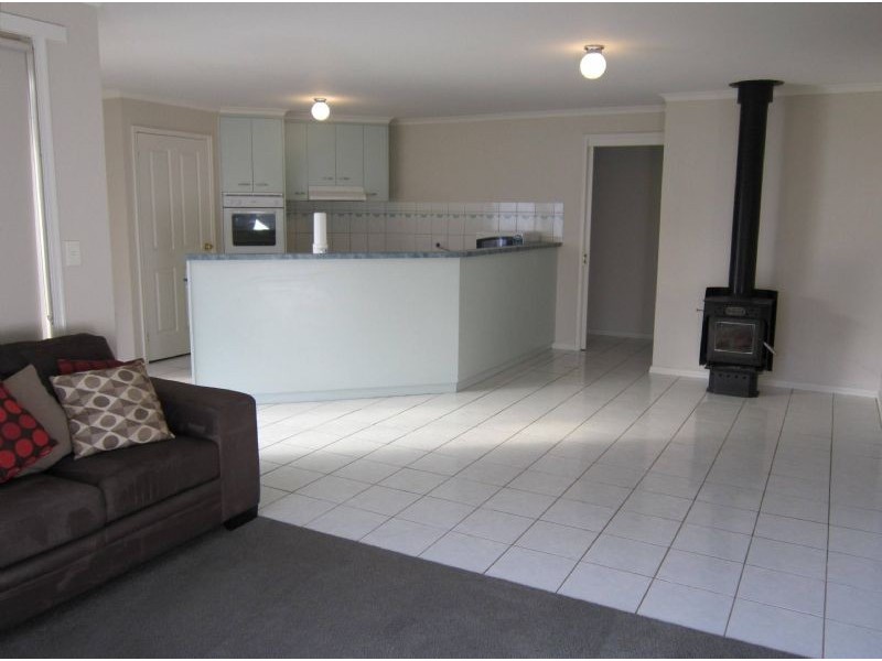 38 East Street, Daylesford VIC 3460