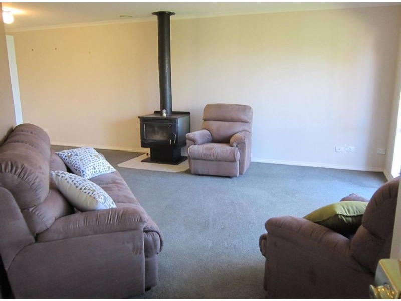 38 East Street, Daylesford VIC 3460