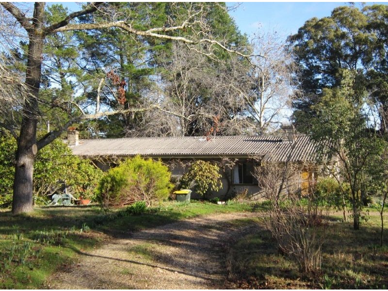 12 Golden Spring Avenue, Hepburn Springs VIC 3461
