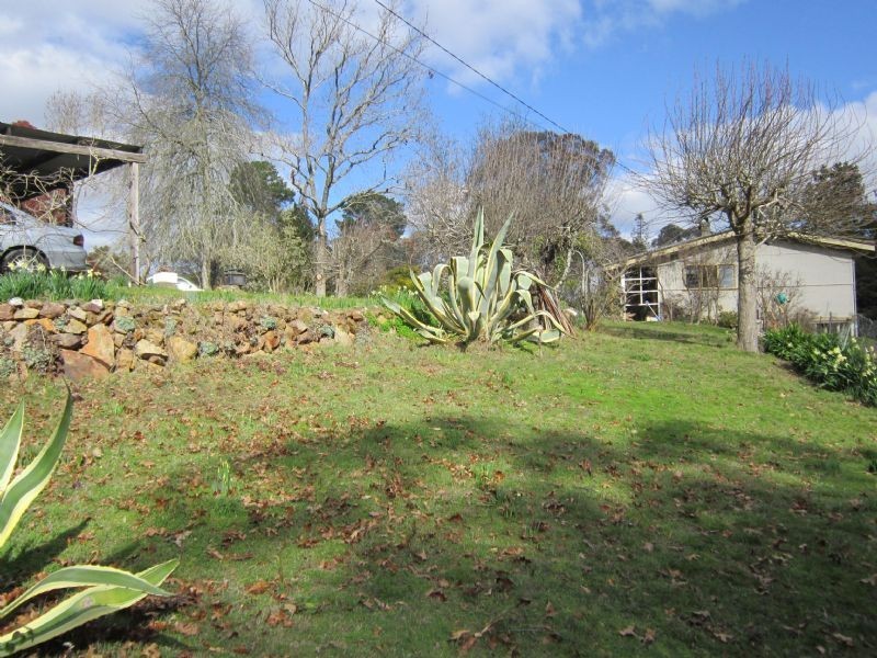 12 Golden Spring Avenue, Hepburn Springs VIC 3461