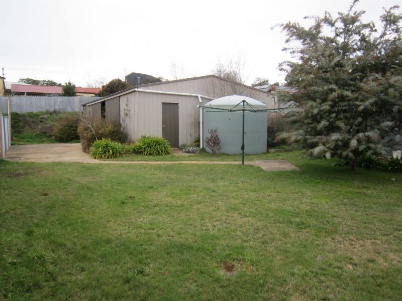 1a/6 Houston Street, Daylesford VIC 3460