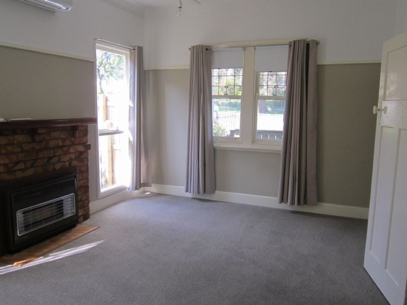 6 Jamieson St, Daylesford VIC 3460