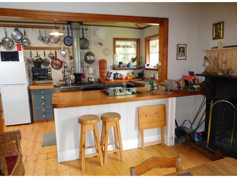 40 West Street, Daylesford VIC 3460