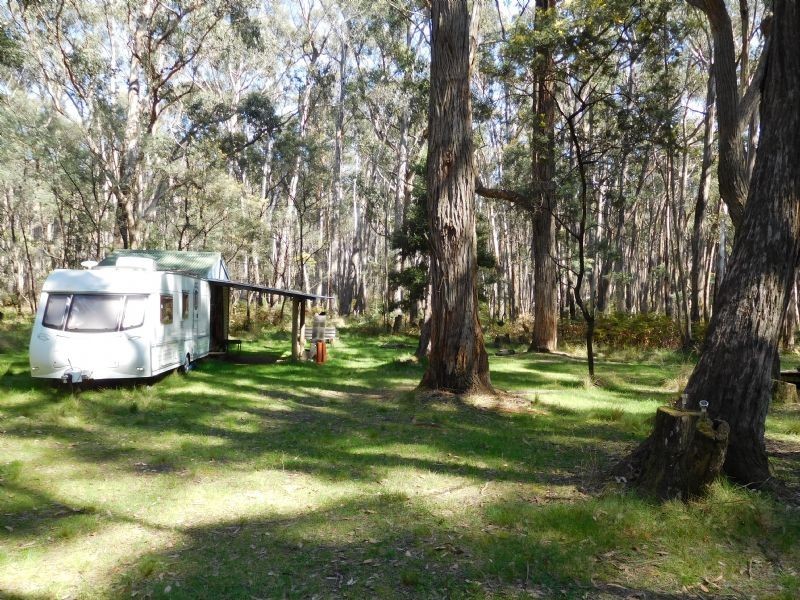 30 Kangaroo Drive, Coomoora VIC 3461