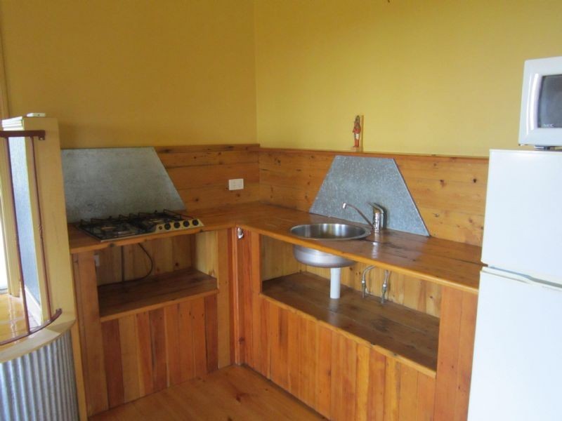 Tanderra/128A Ajax Road, Hepburn Springs VIC 3461