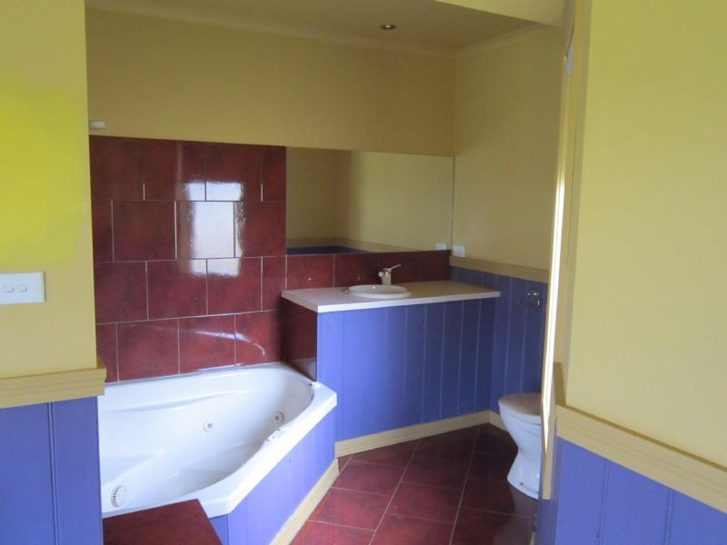 Tanderra/128A Ajax Road, Hepburn Springs VIC 3461