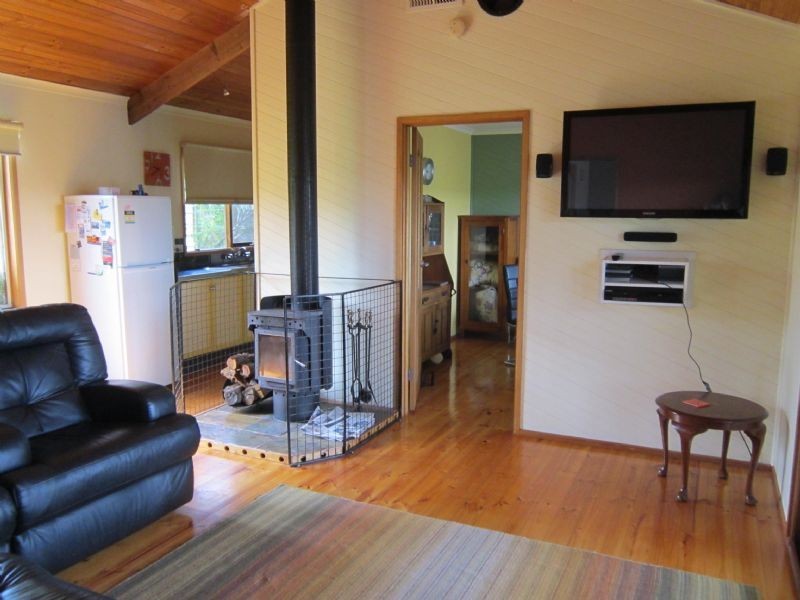 28 Table Hill Road, Daylesford VIC 3460