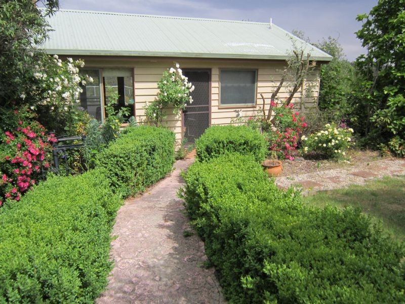 28 Table Hill Road, Daylesford VIC 3460