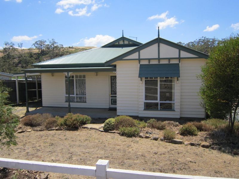 237 Main Road, Hepburn Springs VIC 3461
