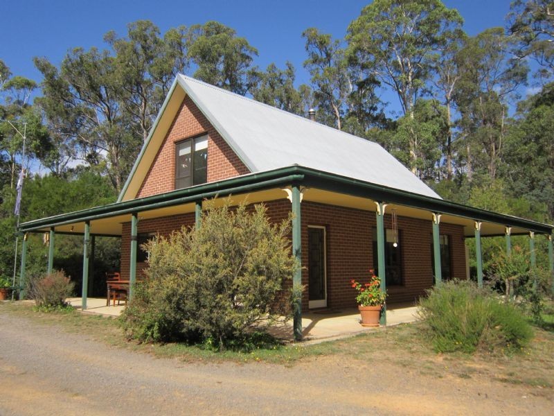 45 Whitegum Drive, Wheatsheaf VIC 3461