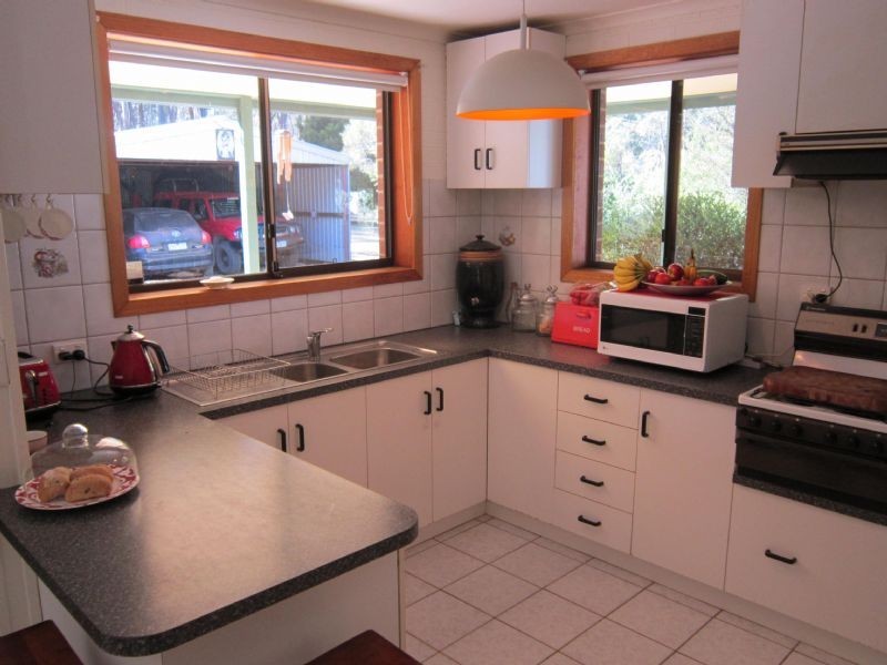 45 Whitegum Drive, Wheatsheaf VIC 3461