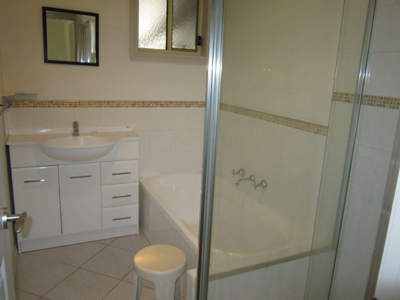 2/130 Raglan Street, Daylesford VIC 3460