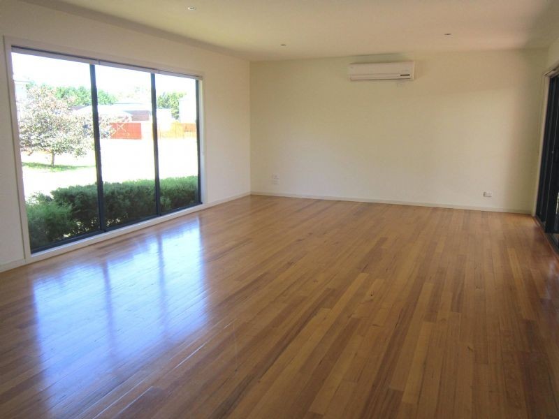 1/34 Smith Street, Daylesford VIC 3460