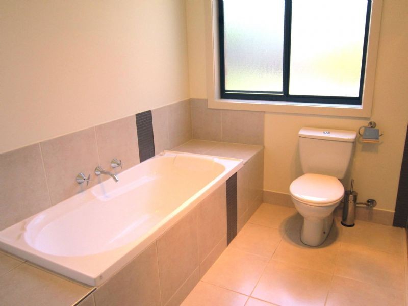 1/34 Smith Street, Daylesford VIC 3460