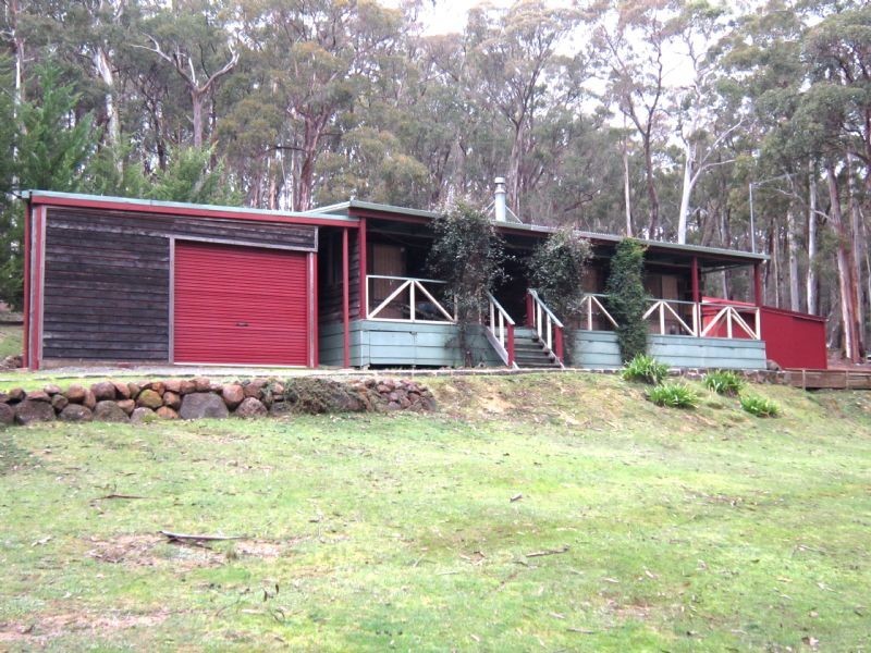 215 Whitegum Drive, Daylesford VIC 3460