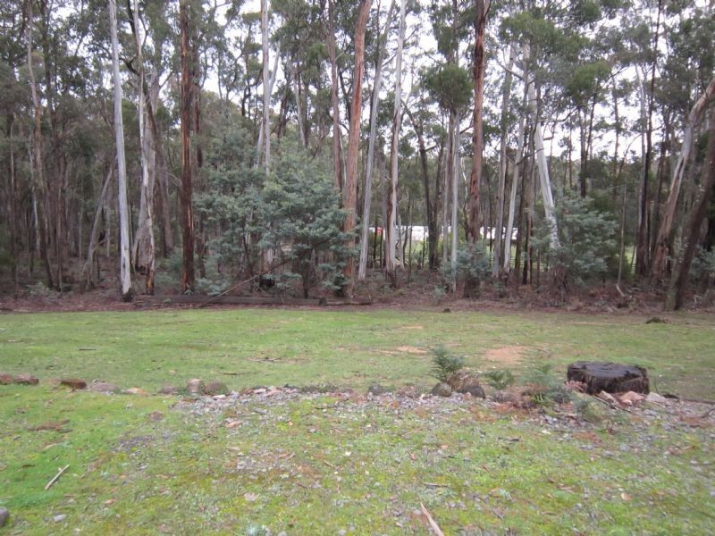 215 Whitegum Drive, Daylesford VIC 3460