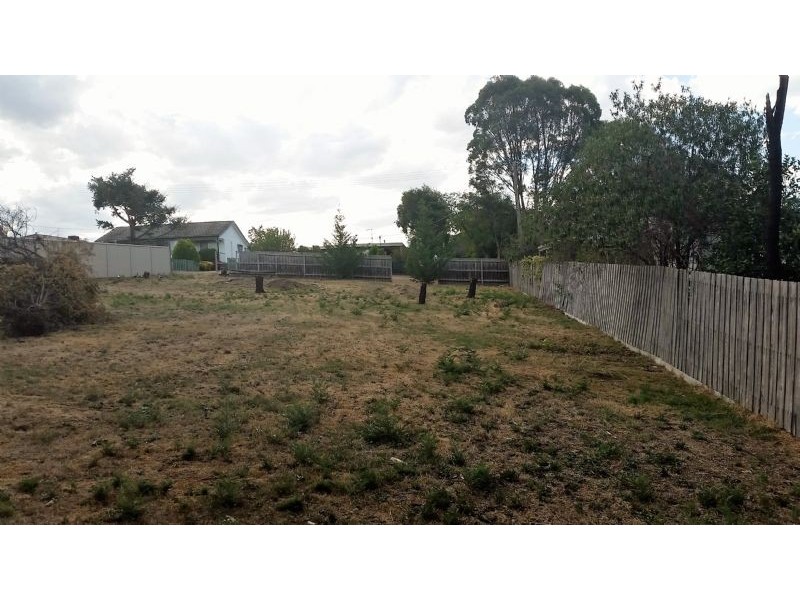 5 Heath Avenue, Hepburn Springs VIC 3461