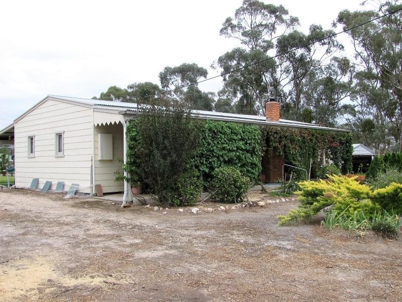 14 Monash Street, Newstead VIC 3462