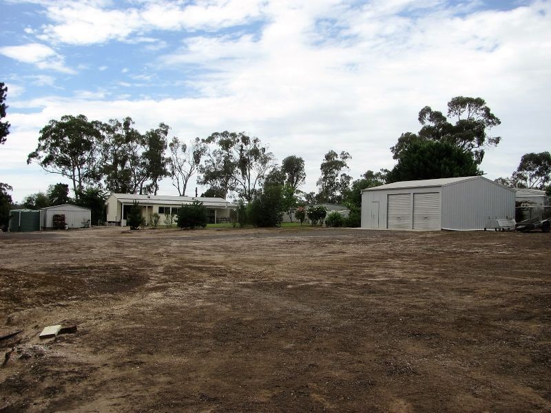 14 Monash Street, Newstead VIC 3462