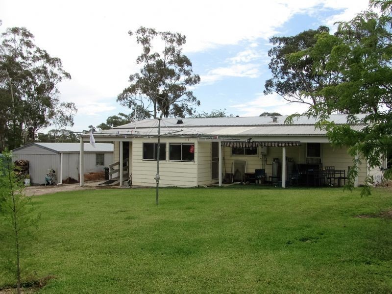 14 Monash Street, Newstead VIC 3462