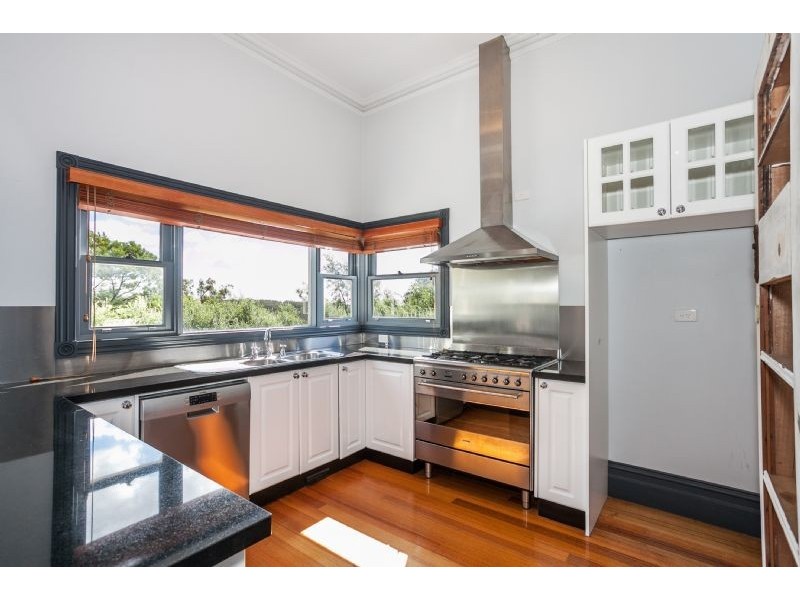24 Main Road, Hepburn Springs VIC 3461