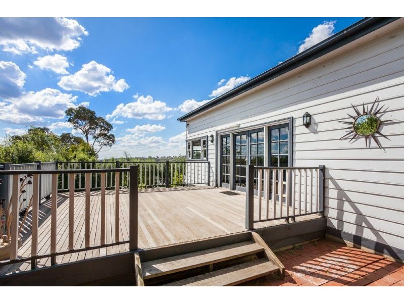 24 Main Road, Hepburn Springs VIC 3461