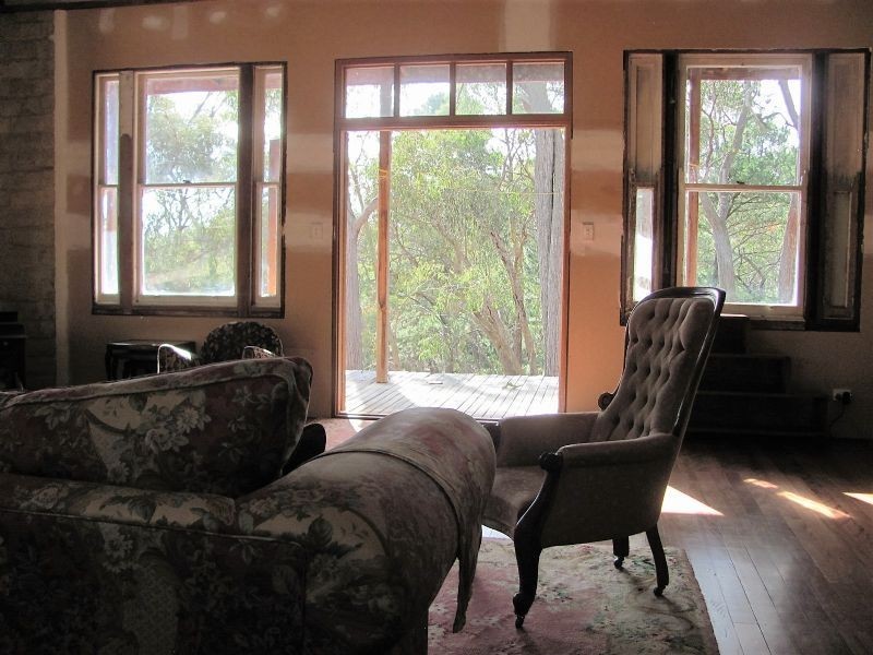 20 Forest Avenue,, Hepburn Springs VIC 3461