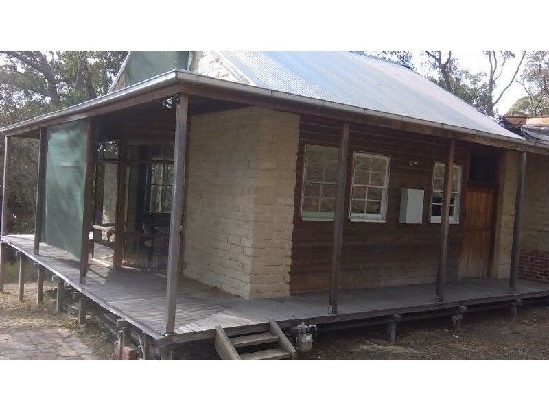 20 Forest Avenue,, Hepburn Springs VIC 3461