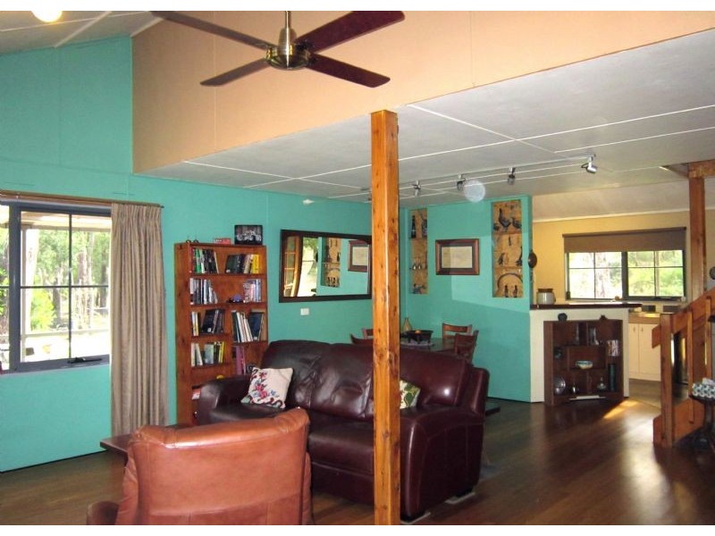 64 Dickersons Lane, Daylesford VIC 3460