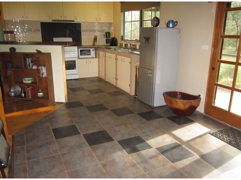 64 Dickersons Lane, Daylesford VIC 3460