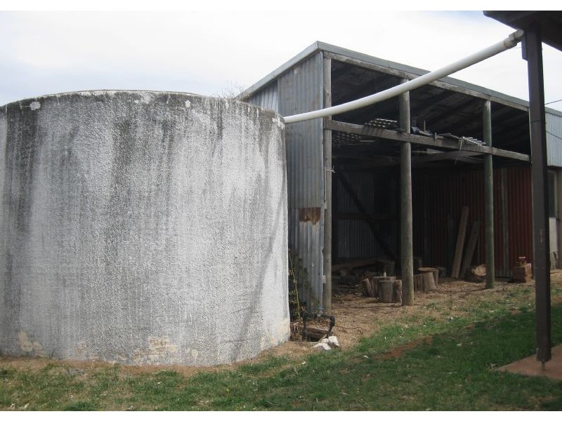 30 Church Street, Glenlyon VIC 3461