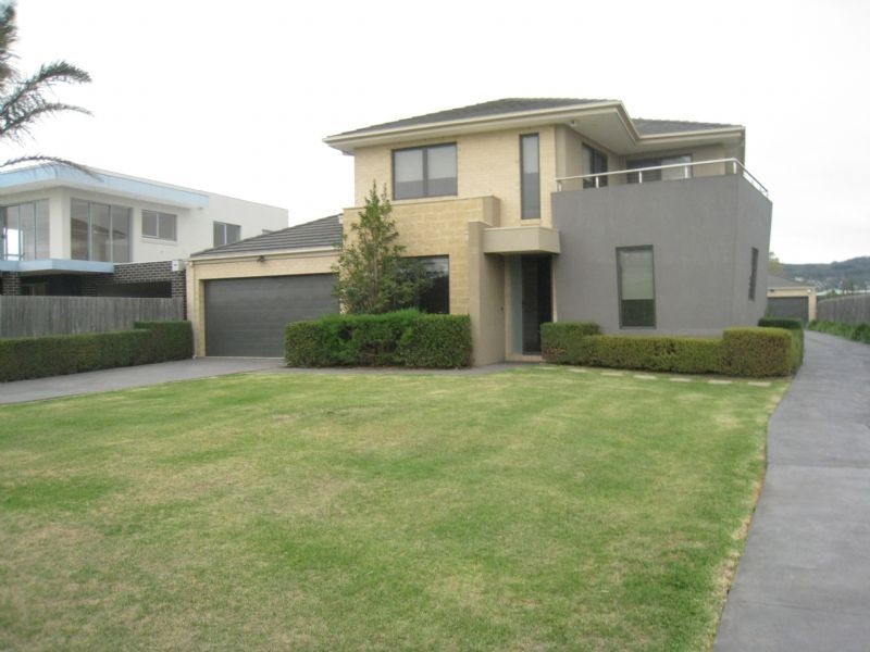 1/10 Frank Street, Safety Beach VIC 3936