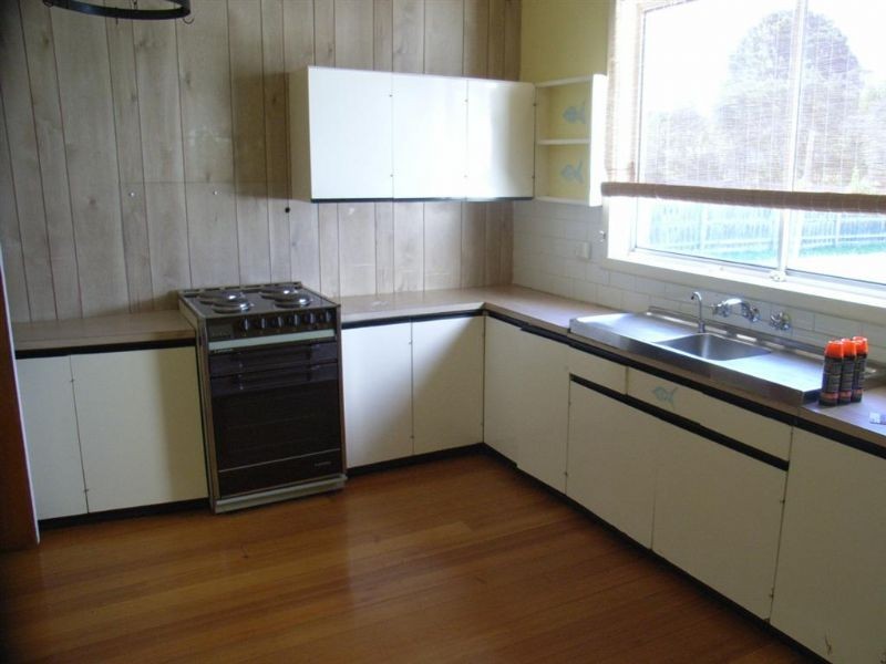 15 Victoria Crescent, Safety Beach VIC 3936