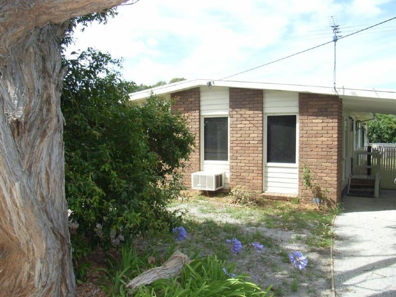 14 Farrell Street, Safety Beach VIC 3936