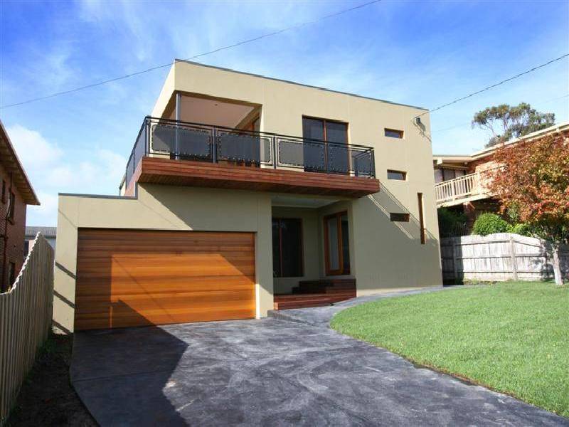 13 Dorothea Crescent, Dromana VIC 3936
