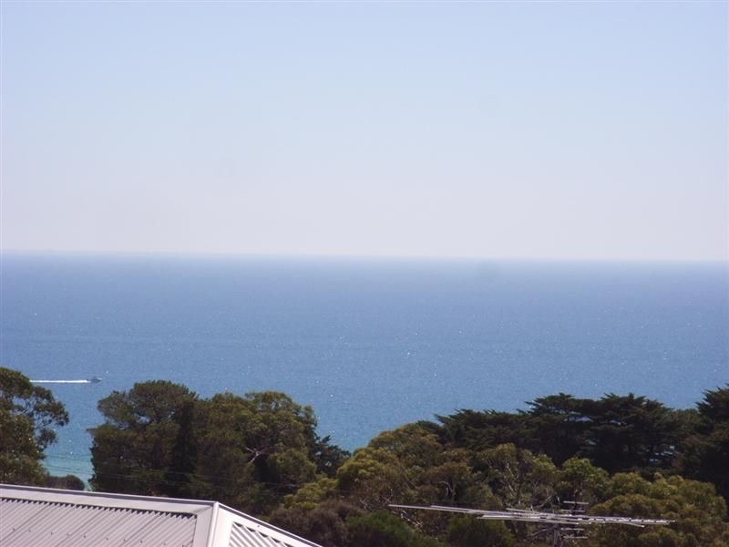 16 Edith Place, Dromana VIC 3936
