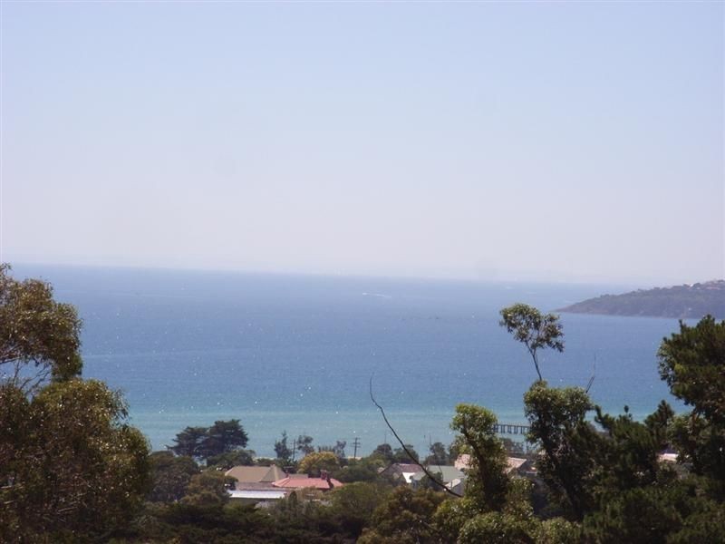16 Edith Place, Dromana VIC 3936