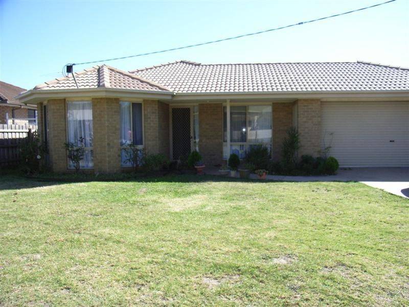 14 Watson Avenue, Dromana VIC 3936