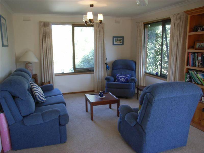 10 Knott Street, Safety Beach VIC 3936