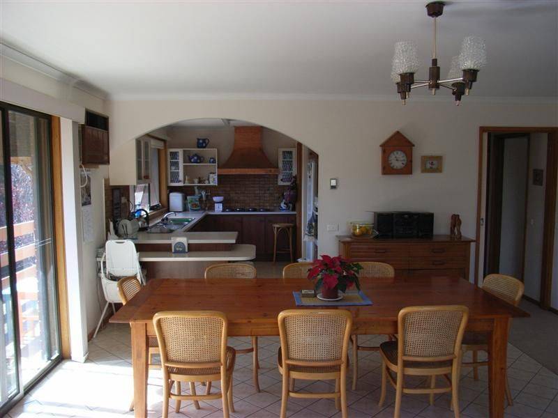 10 Knott Street, Safety Beach VIC 3936