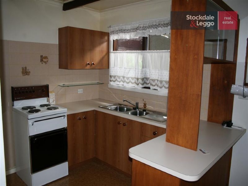 91 Seaview Avenue, Safety Beach VIC 3936